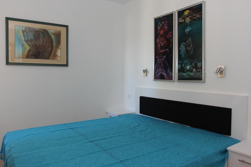 Apartment House Vitaic Supetar Room photo