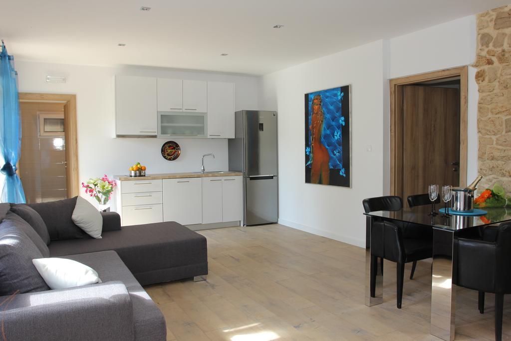 Apartment House Vitaic Supetar Room photo