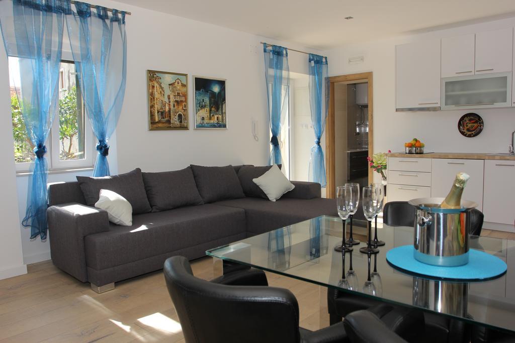 Apartment House Vitaic Supetar Room photo