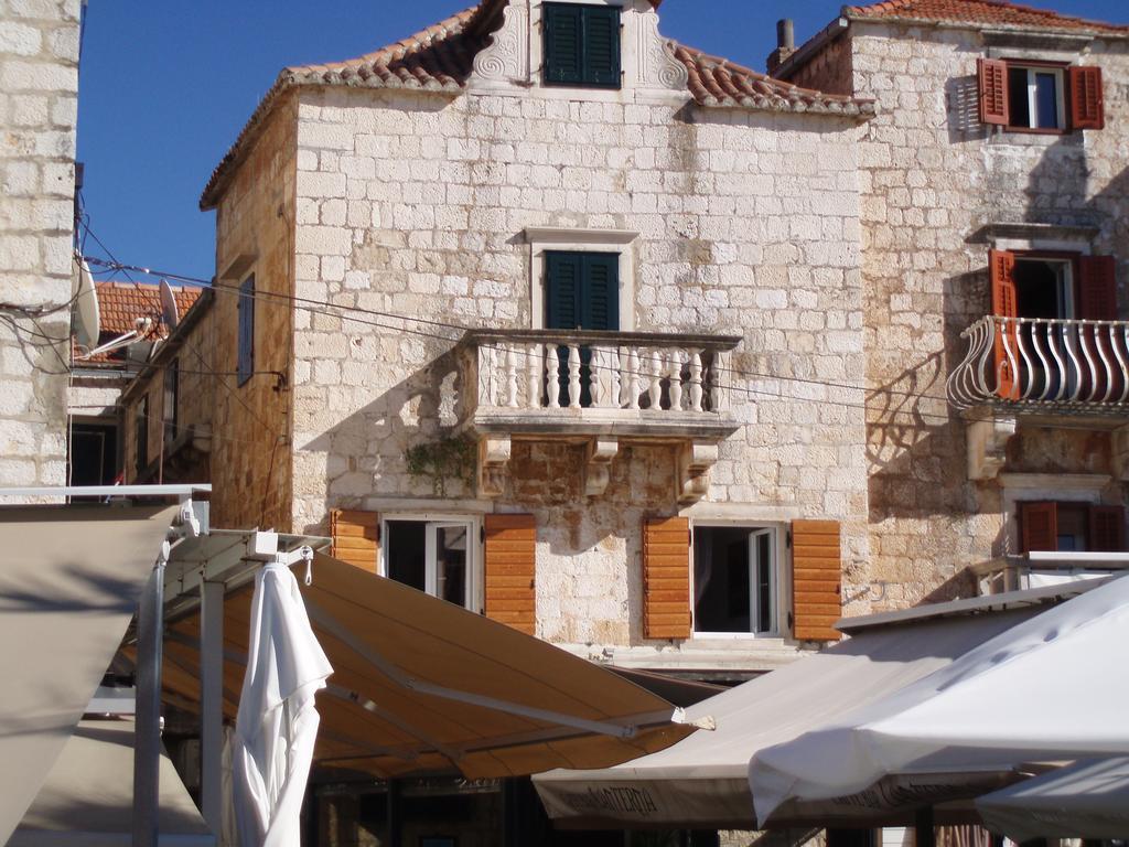 Apartment House Vitaic Supetar Exterior photo